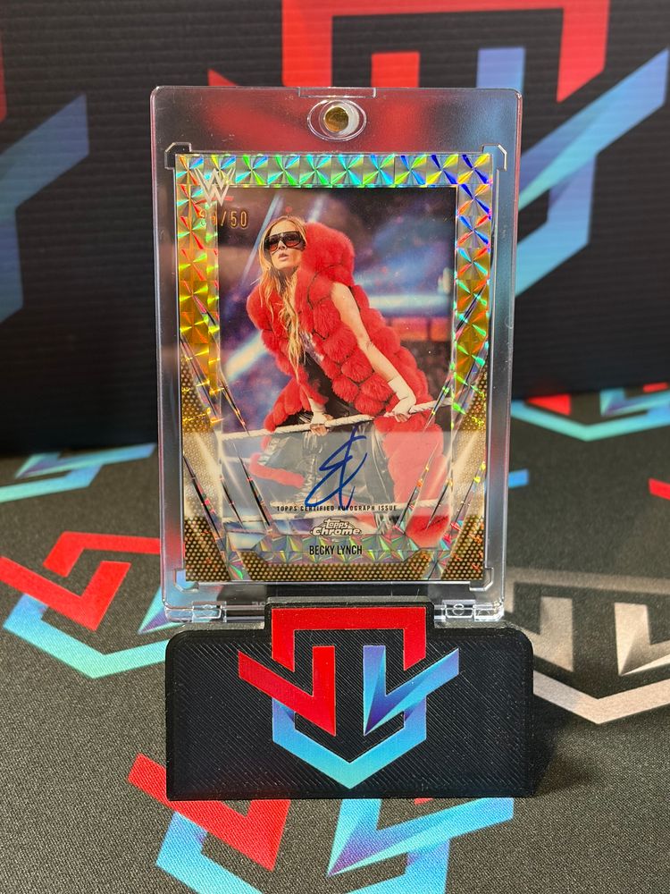 Becky Lynch Gold Geometric Auto /50 image 1